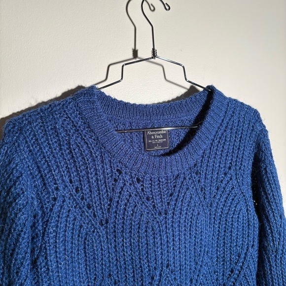 Abercrombie & Fitch Wool Blend Blue Knit Sweater - Picture 4 of 6